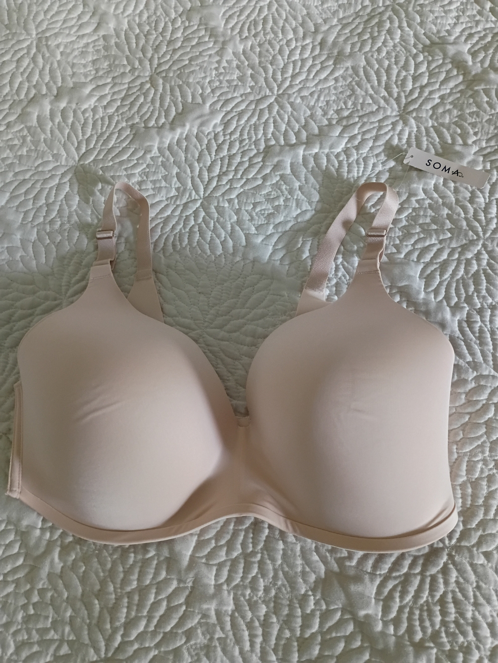 Soma Vanishing 360 Wireless Bra 38DD